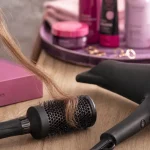 Volume cheveux fins : racines décollées, soin léger, brosse et sèche-cheveux